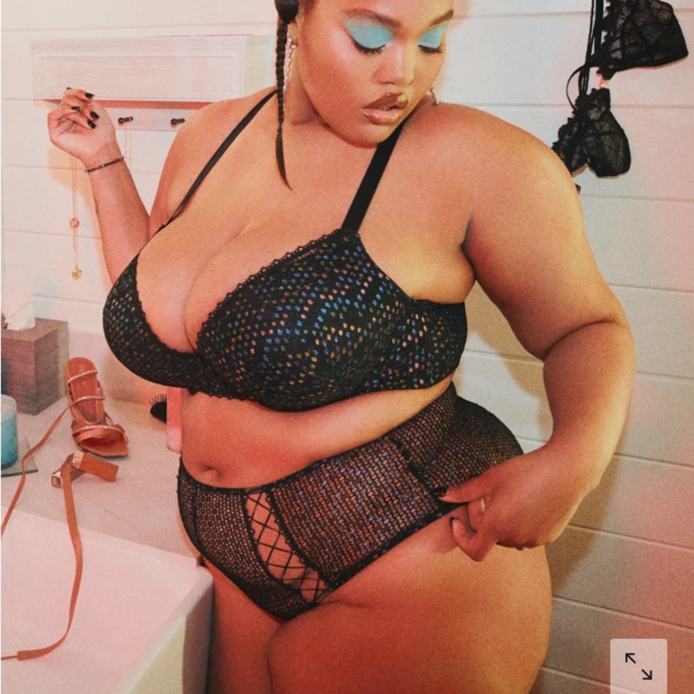 Savage x Fenty disco push up bra